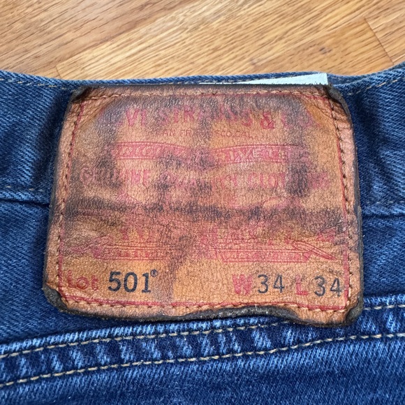 Levi's Classic Vintage 501 Dark Blue Straight Jeans Big E 34x34 Button Closure - Picture 15 of 16